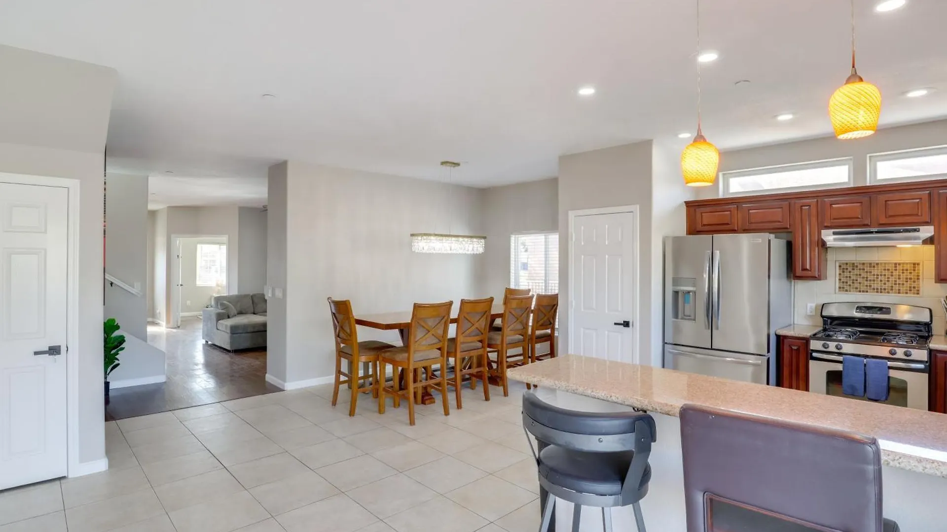 7 Mi To Fremont Street Spacious Vegas Home! Las Vegas