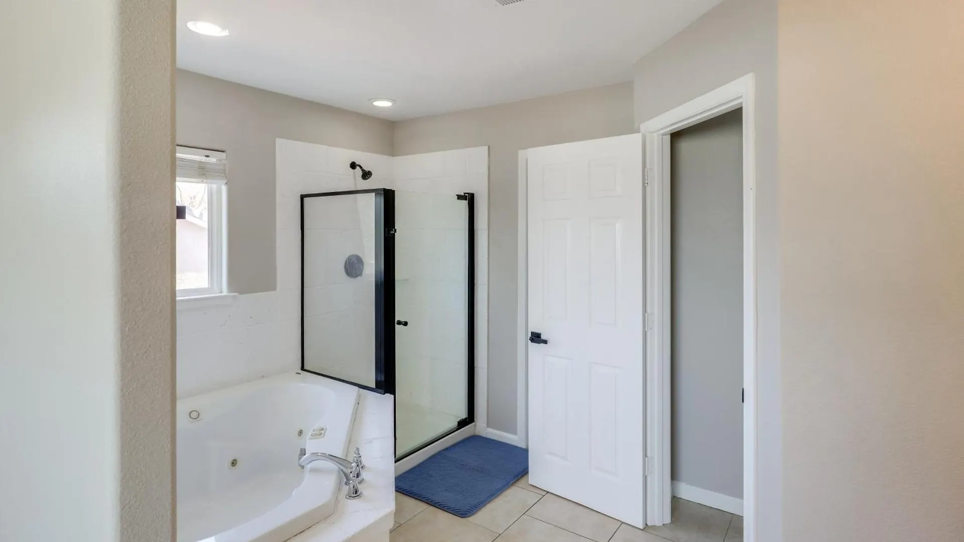 בית נופש לאס וגאס 7 Mi To Fremont Street Spacious Vegas Home!
